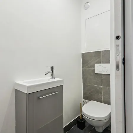Apartment Le Petit - Versailles
