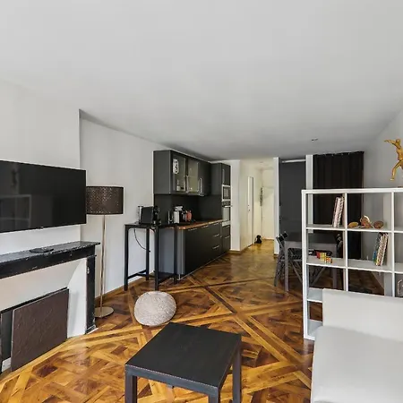 Le Petit - Apartment Versailles